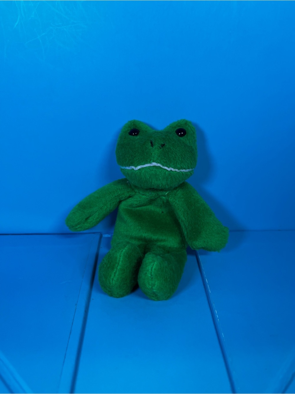 Kellytoy - The Original! Pocket Beanpals - Freddy Frog Plush